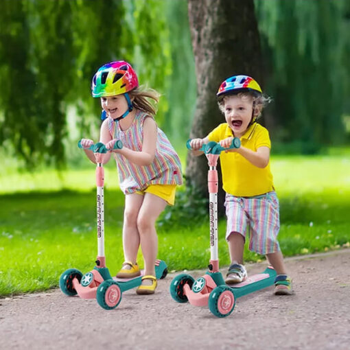 [Refurbished] StarAndDaisy Glider Toddler Scooter for Kids Ages 3-12 Years Old Boy Girl with 3 Wheel LED Lights, Extra-Wide Childrens Foldable Kick Scooter Kids Ages 3-12 with 4 Adjustable Height and Lean-to-Steer (BLUE RED) - Image 7