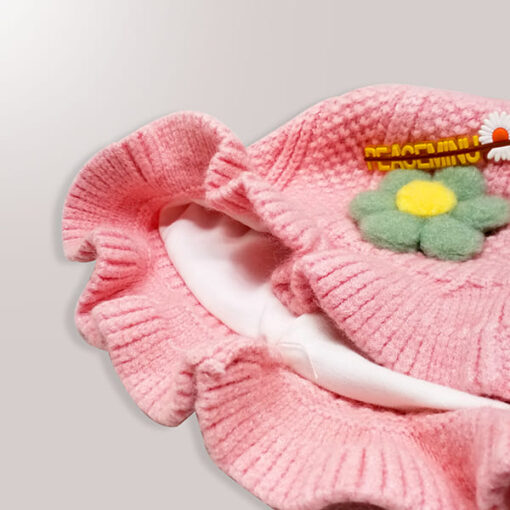 StarAndDaisy Kids Woolen Cap (Upto 4 years kids – Baby Pink with Green) - Image 3