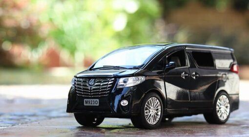 XLG 1:24 Diecast Metal Model Cars Light Pullback Scale Model Cars (Toyota Alphard MPV | M923O-1) - Image 3