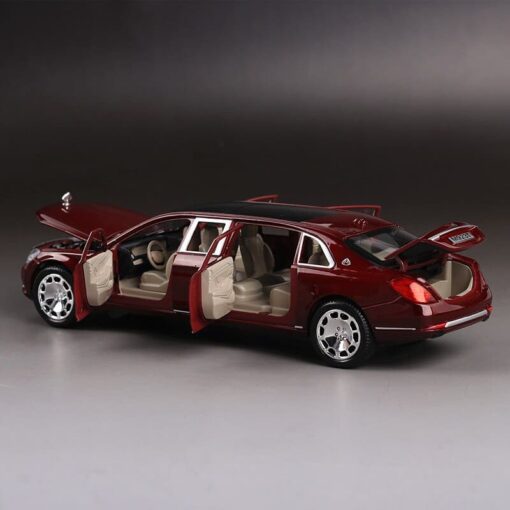 XLG 1:24 Diecast Metal Model Cars Light Pullback Scale Model Cars (Mercedes Maybach S650 | M923T-1) - Image 9