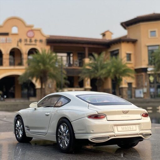 XLG 1:24 Diecast Metal Model Cars Light Pullback Scale Model Cars (Bentley Continental GT | M929J-1) - Image 7