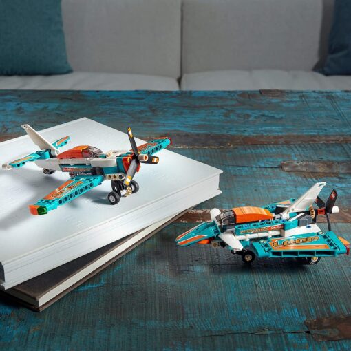 Lego Technic 42117 - Image 5